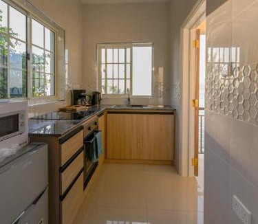 La Passe Apartment | La Digue Coral Self Catering Apartments-Beachfront