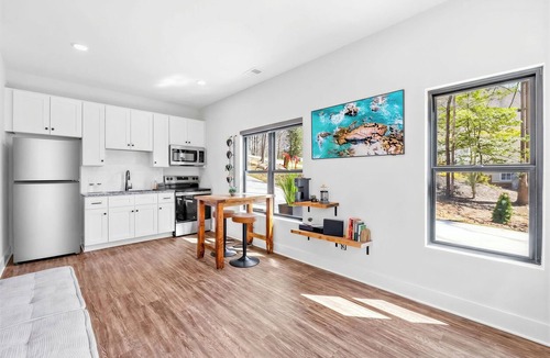 Terrell House | Lakefront Tiny Home, Private 2 Acres, Firepit