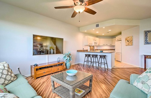 Kahaluu Bay Apartment | Lanai & Resort-style Perks! Kona Townhome