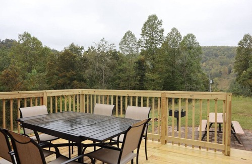Lynn Garden Cabin | Laurel Lodge-Devil`s Bathtub/Nat Tunnel