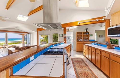 Poipu House | LOCATION! LOCATION! EXTRA SPECIAL RATE 10% OFF: 7 nite stays: 8/1/26 to 6/1/27