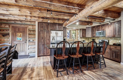 Blue River House | Log Home Retreat, outdoor living w/grill, pool table, 2mi to Ski & Main St.