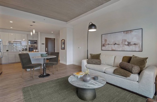 Assembly Square Apartment | Lux 2BR in Assembly Square | Pool & Fitness Center