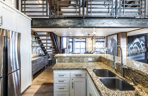 Deer Valley Condo | Luxury 3br Deer Valley/Silver Lake Village Villa with Ski Out Access!