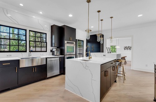 Buckhead House | Luxury 6 Br 5 Ba For Groups in Buckhead Atlanta, close to everything you need!