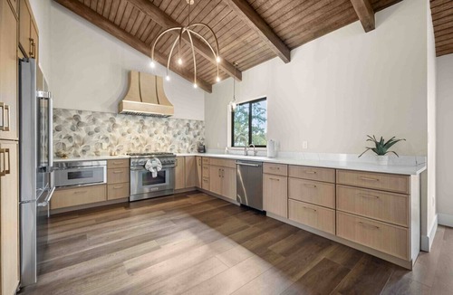 Sedona House | Luxury Chapel Home w/Enchanting Views Heated Pool
