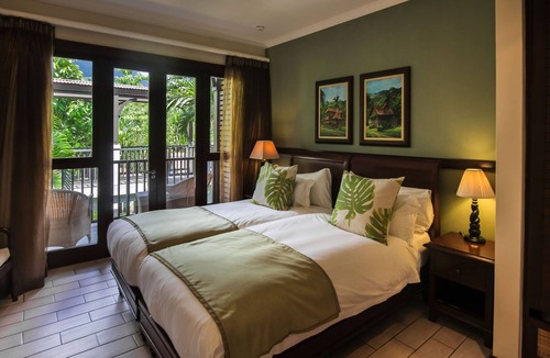 Eden Island Apartment | Luxury Eden Island Apt - 1st Floor,quiet,WiFi,near beach,pool- Health Certified