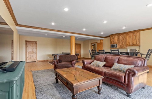 Midway House | Luxury Midway Mountain Chalet-Nr Park City,Hot tub