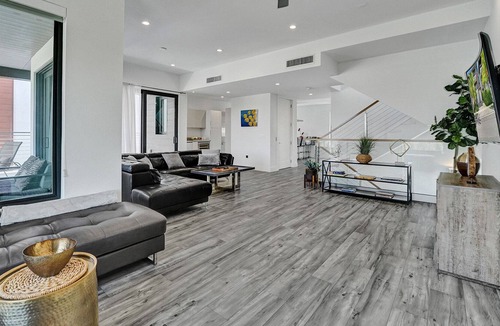 North Beach House | Luxury Oceanfront Beach, Fishing, Casino, Golf, Parks, Perfect for the Holidays!
