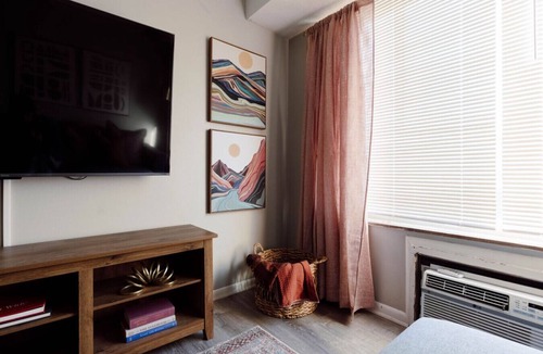 Maple Heights Apartment | Maple Heights Oasis - Libby Unit 5