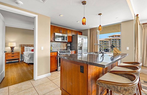 Honokowai Condo | Maui Resort Rentals: Honua Kai Hokulani 536 – Ocean & Mountain Views w/King Size Balcony!
