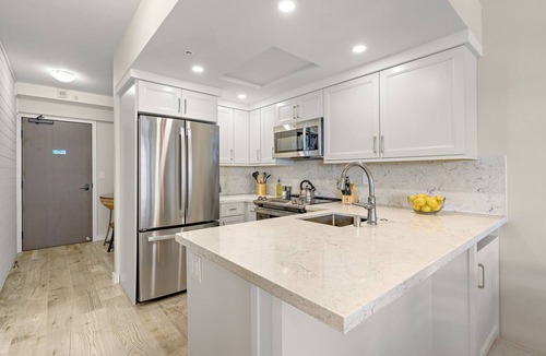 Kaanapali Condo | Maui Resort Rentals: The Whaler 562 - Fully Renovated 5th Floor Studio, Fantastic Pacific Ocean and Black Rock Views!