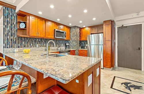 Kaanapali Condo | Maui Resort Rentals: The Whaler 212 - Gorgeous Remodel, 1BR/2BA w/Ocean and West Maui Mountain Views!