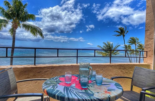 Maalaea Condo | Mermaid Cove Breathtaking Ocean Views 2 bdrm 2 bath