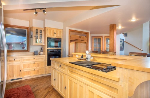 Flagstaff Cabin | Million Dollar Exclusive Cabin On 5 Acres, 3 Mi from downtown