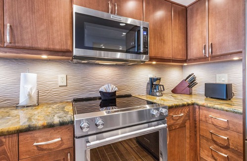 Kaanapali Condo | Million Dollar Views Oceanfront Studio at The Whaler in Ka'anapali