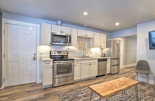 South Addition Apartment | Modern Anchorage Getaway, Steps From Coastal Trail