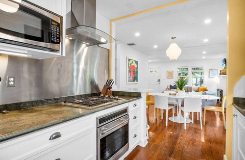 Poiciana Park II House | Modern Designer Gem in West Palm Beach