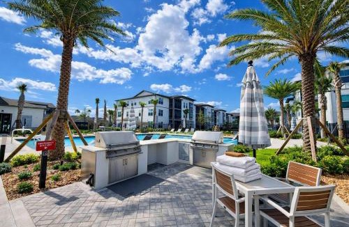 St. Augustine Apartment | Modern King Bed Pool Gym Free Parking Near I95