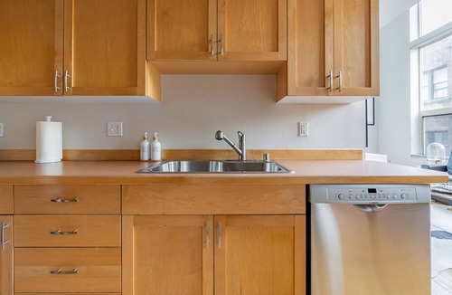 Belltown Condo | Modern Loft in the Heart of Seattle