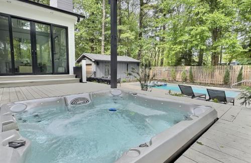 Shorewood-Tower Hills-Harbert House | Modern Luxury Home Pool & Spa at Warren Dunes
