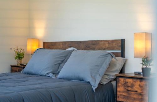 Casa de Oro-Mount Helix House | Modern Oasis New 2BR in La Mesa