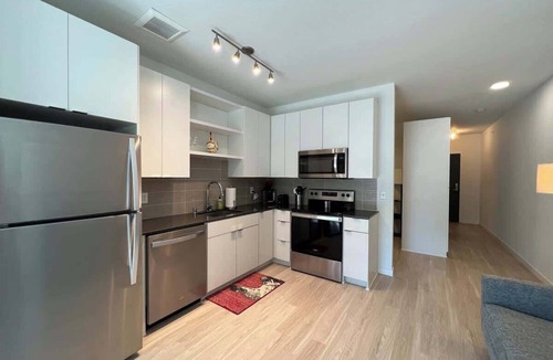Hiawatha Apartment | Modern Sunny Micro 1BR Light Rail, Parks, MSP 305