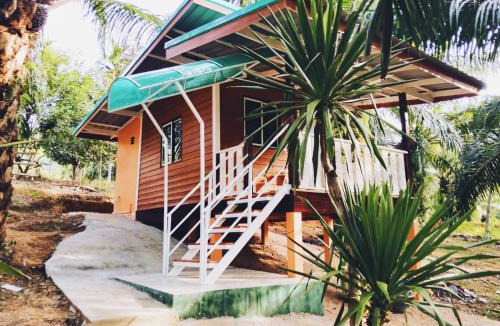 Phanom House | Modern Tor Tao camp