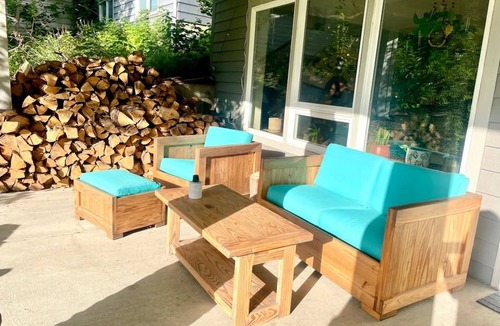 Spenard House | Mountain Views, Moose Sightings, 3 min to Airport