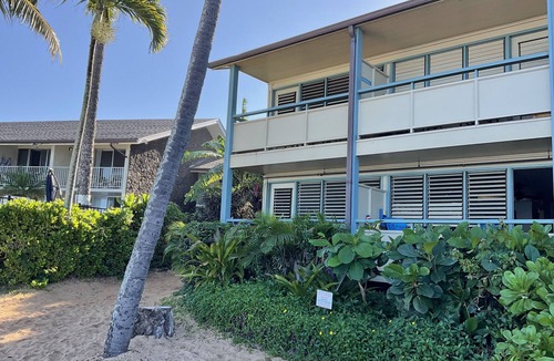 Napili Apartment | Napili Bay Perfection #201, Top Floor, Corner Unit, On The Beach! Specials!