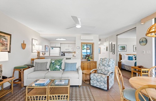 Napili Apartment | Napili Point A26 1BD Oceanfront Paradise