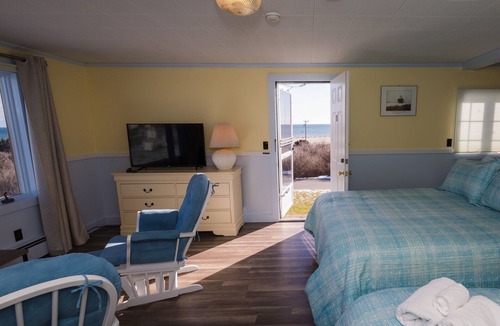 East Orleans Hotel | Nauset Beach Inn