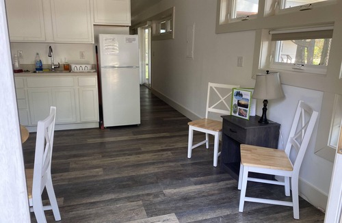 Shorewood-Tower Hills-Harbert Cottage | New cottage in the Harbor Country of Lake Michigan