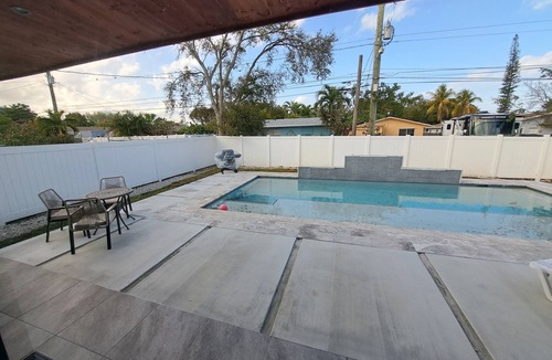 Dania Beach House | Nice spacious 5-bedroom house in Dania Beach with AC