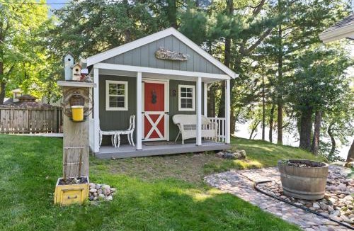 Garrison House | Northbound Stays on Whitefish Lake
