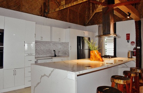 Savusavu Villa | Nuku Beach Villa Fiji Exclusive Beachfront Villa