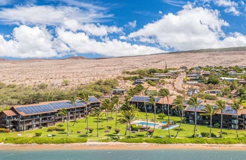 Kaunakakai Condo | Ocean Views W/Ground Lanai and Kitchen-Molokai Shores