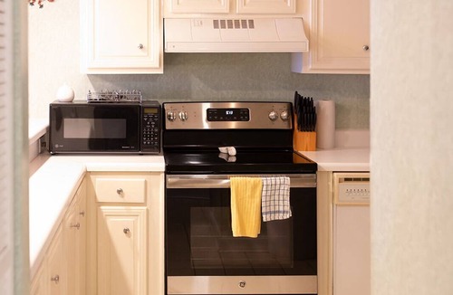 Arcadian Shores Condo | Oceanfront Spacious View the Sunrise Family Friendly & Quiet Building