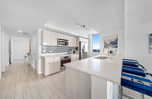 Hallandale Beach Condo | ★OCEANSIDE ESCAPE 3BD/3BA VIP-TOWER OF BCHWLK - 25 min to MAJOR INTERNATIONAL SPORTING EVENT!