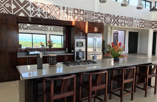 Sapphire Bay Villa | Oceanview Infinity Pool Villa - Sleeps 12 to 14 - Next to Love Island Season 8