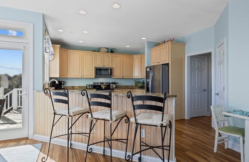 Emerald Isle House | Oceanview with elevator, private pool, golf cart, in Spinnakers Reach community
