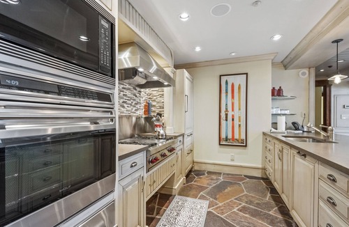 Vail Condo | One Willow Bridge Road - 4 Bedroom Penthouse