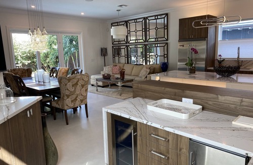 Birch Park Finger Streets House | Only steps to the Sand! 10% off for 7 or more nights! Heated Pool!