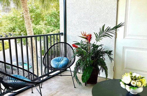 Florida Central Atlantic Coast Apartment | Orlando Bliss Near Disney, Universal parks Two bedroom Apart with full kitchen