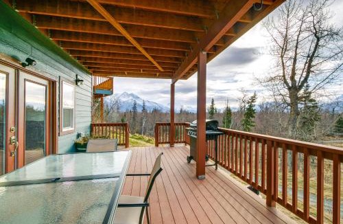 Butte House | Panoramic Mtn Views: 5-Acre Escape in Palmer!