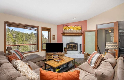 Black Hawk House | Panoramic View Home with Hot Tub & Game Room