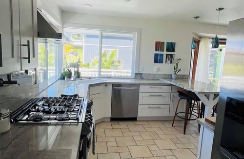 Kapoho House | Papio House With Ocean Views and Beautiful Sunrises