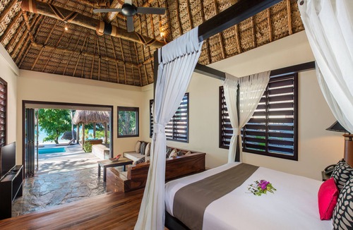 Naukacuvu Island Resort | Paradise Cove Resort