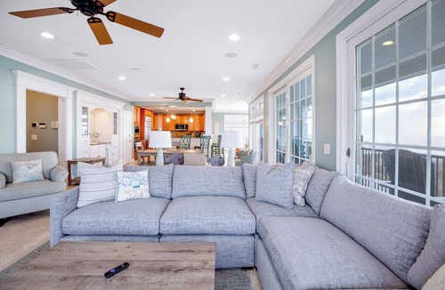 Long Bay Estates House | Paradise Found: Oceanfront Luxury w/Pool