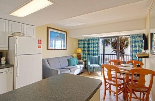 Ocean Drive Apartment | Peppertree By The Sea-2BRMU